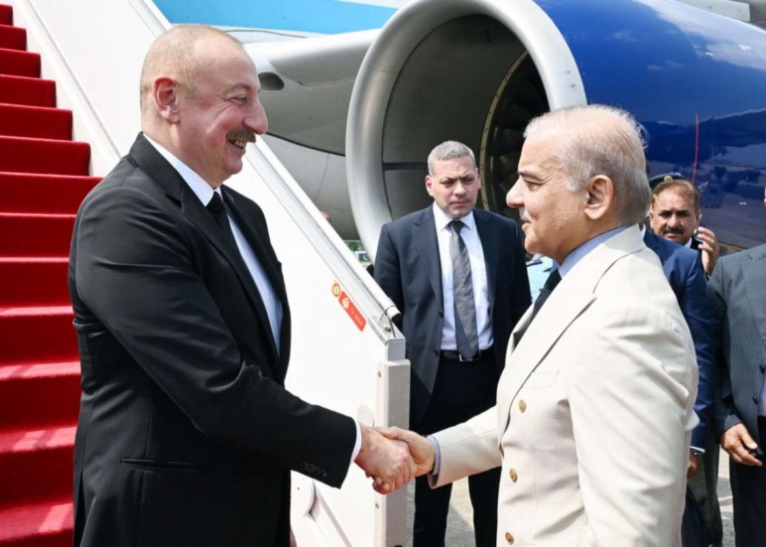 İslamabadda İlham Əliyevin rəsmi qarşılanma mərasimi oldu 
