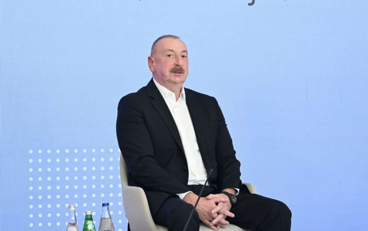 Bayden, yoxsa Tramp? - Əliyevdən maraqlı cavab 