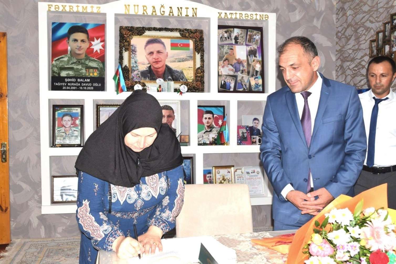 Şəhid anası məzun oldu - FOTO 