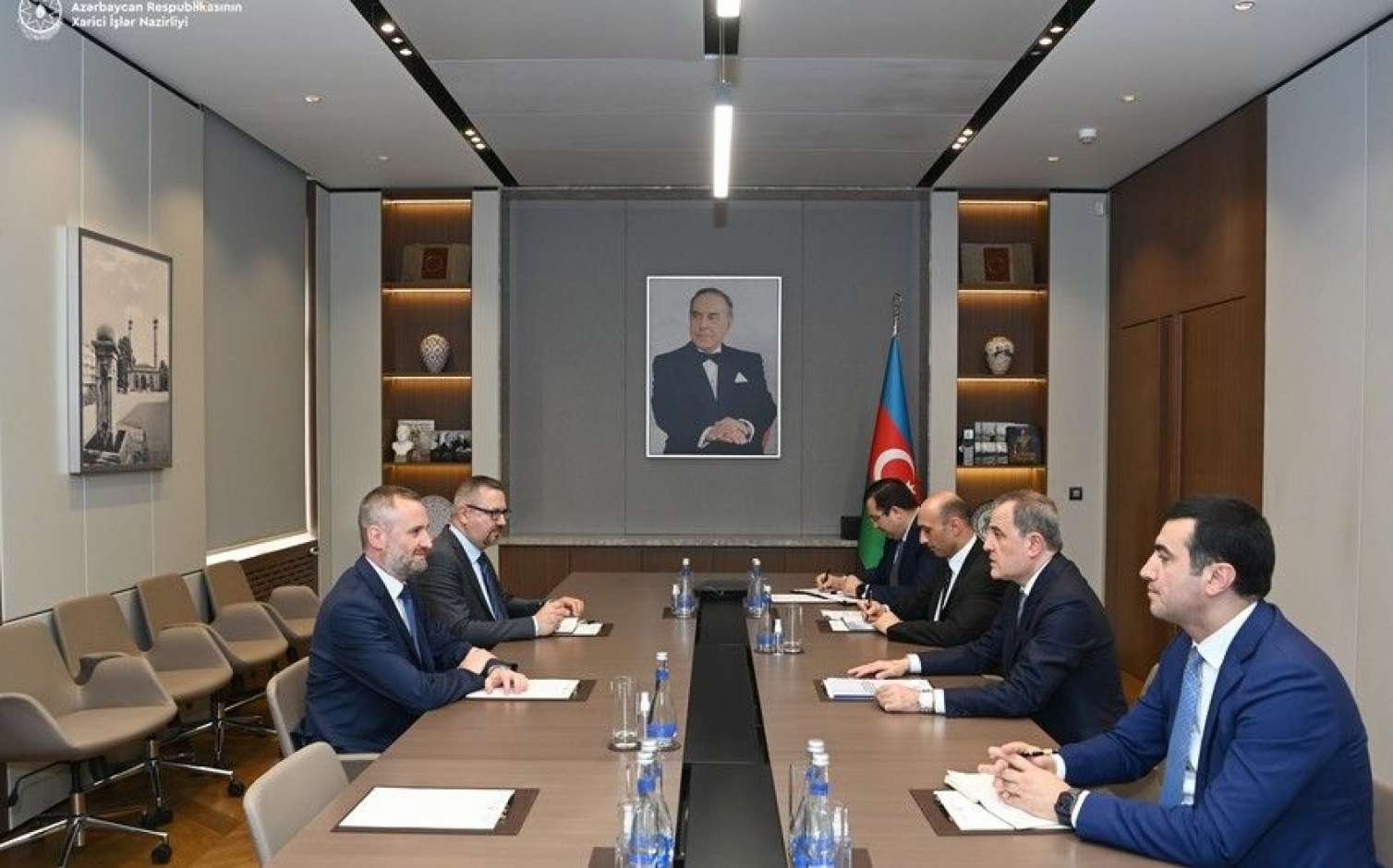 Polşa səfiri Bakını tərk edir 