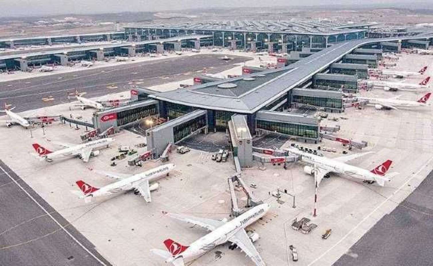 Sabiha Gökçen hava limanında uçuşların sayı azaldıldı - SƏBƏB 