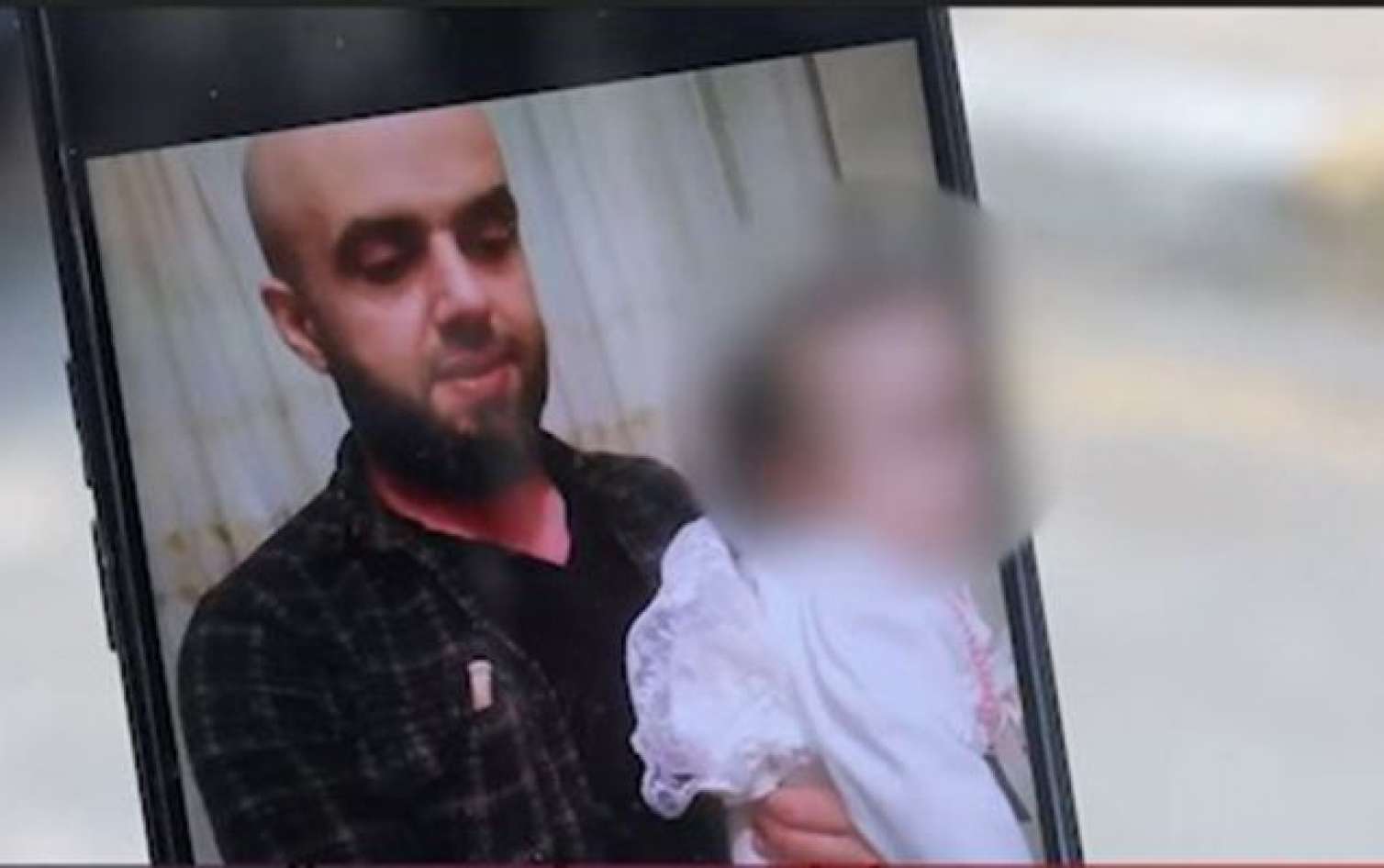 Azyaşlı qızını ağladığı üçün suda boğaraq öldürübmüş 