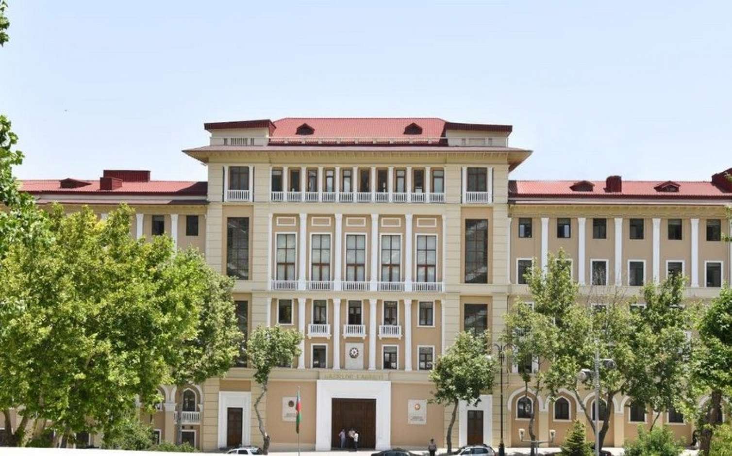 Hökumətdən jurnalistlərlə bağlı yeni QƏRAR 