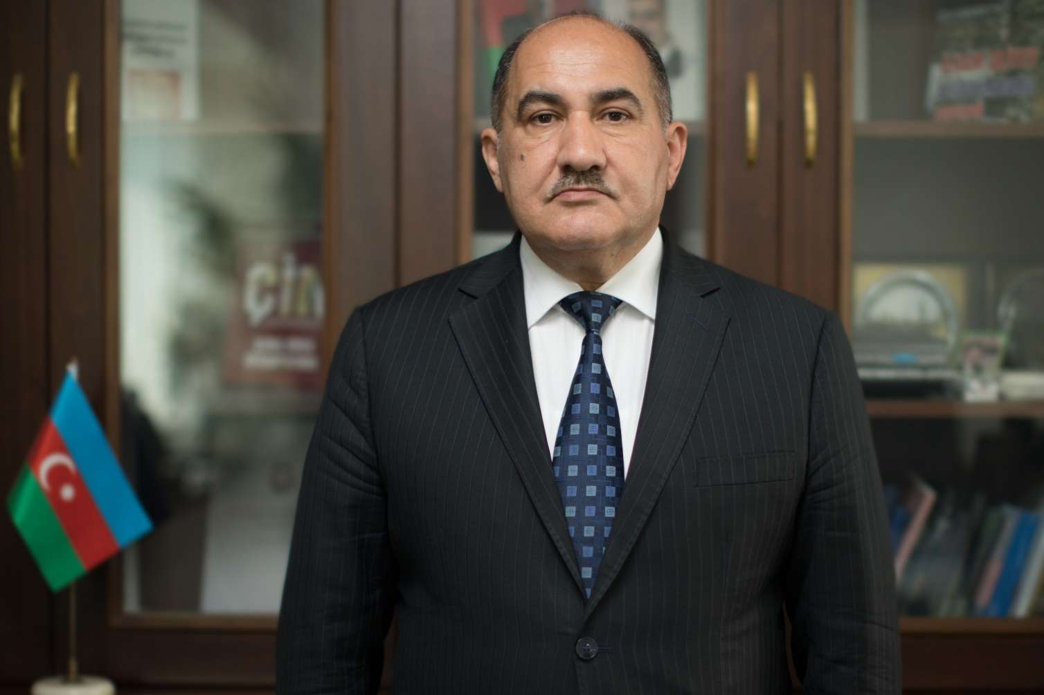 Rəis müavininə ağır itki 