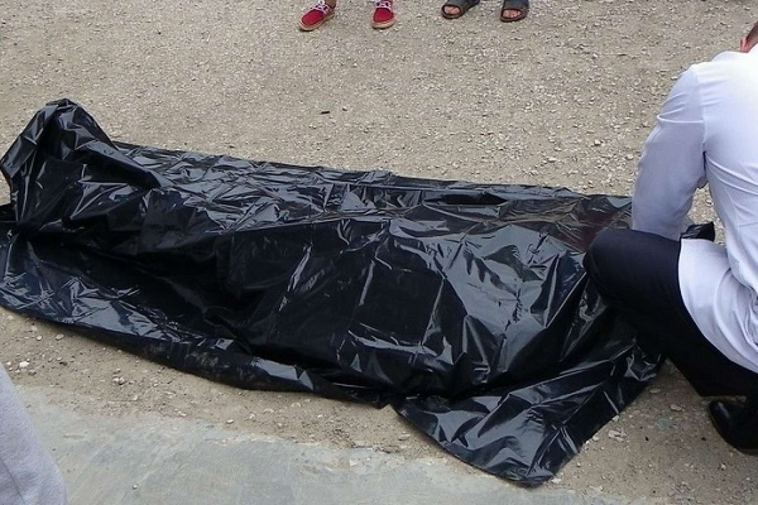 Dilənçilik edən qızın çaydan meyiti tapıldı 