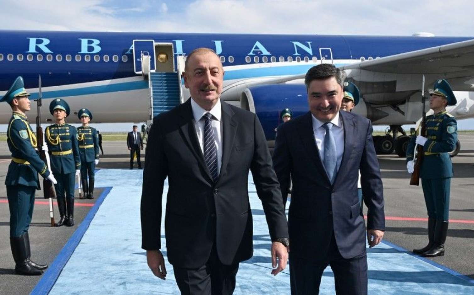İlham Əliyev Qazaxıstandadır -  FOTO
