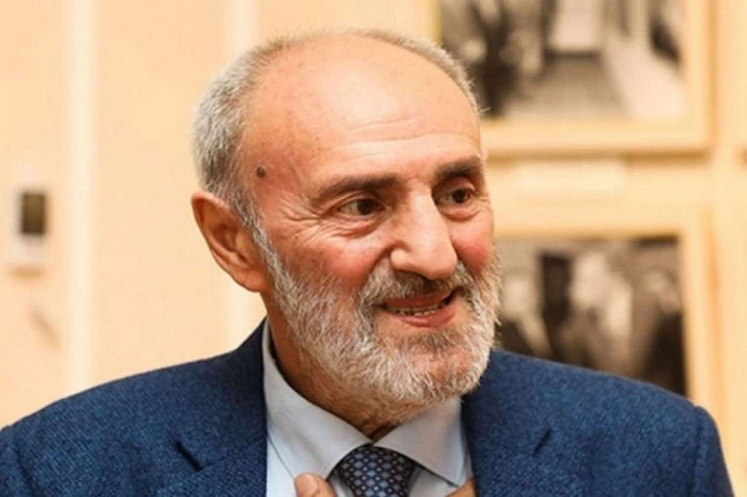 "Nazirlikən zəng vurub təbrik etdilər" - Doğum günü olan müğənni 