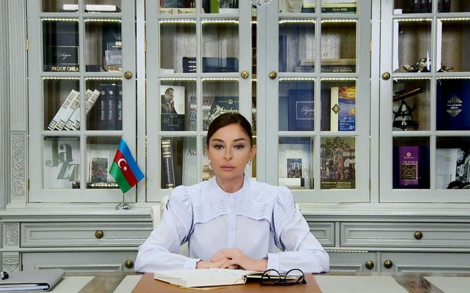 Mehriban Əliyeva Maqomedxan Maqomedovu təbrik etdi 