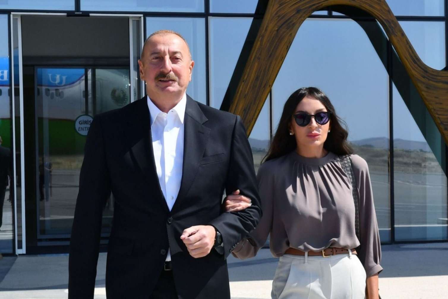 Prezident və xanımı Ağdərədə 