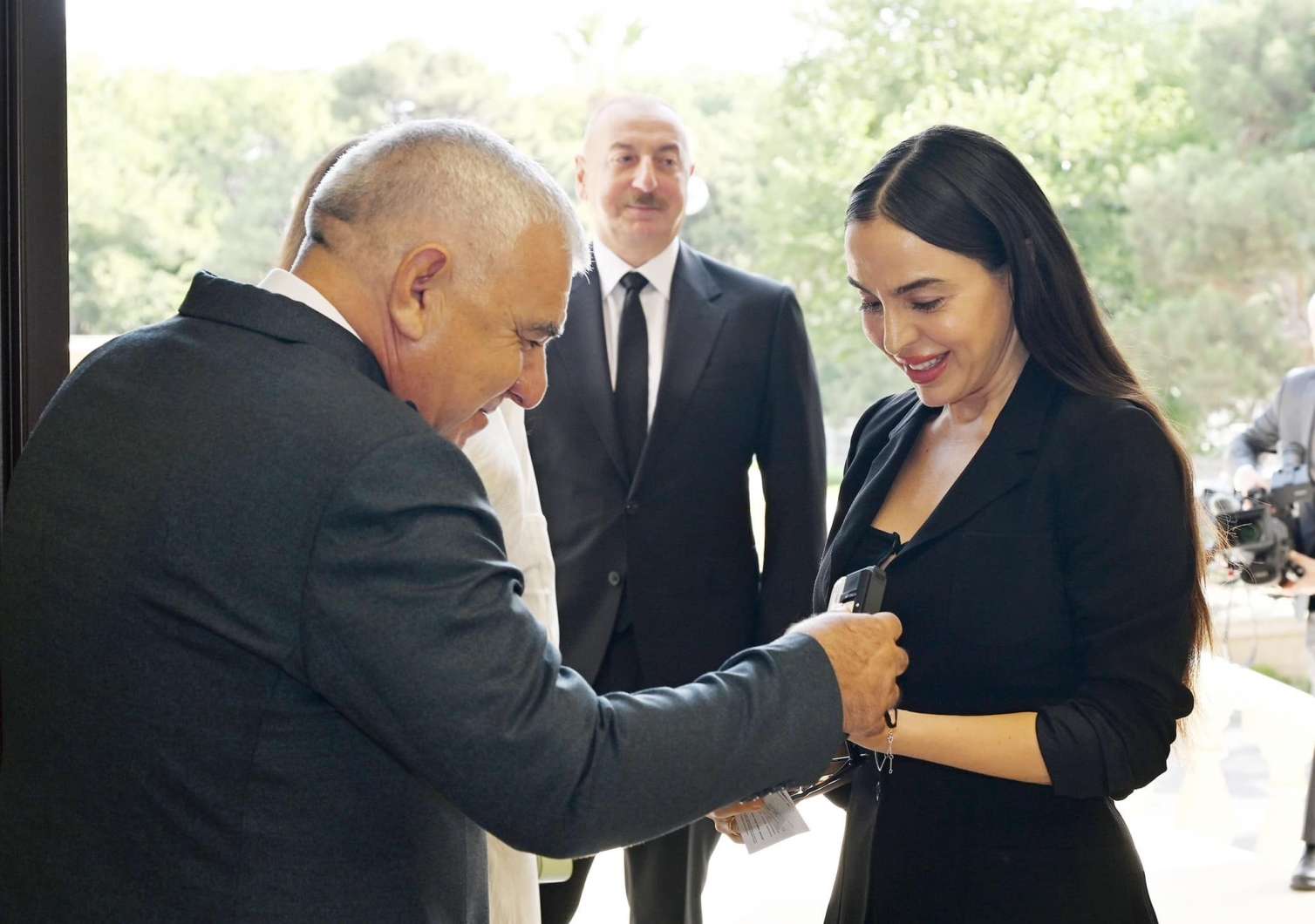 İlham Əliyev, Mehriban Əliyeva və Leyla Əliyeva səs verdilər -  FOTO-VİDEO