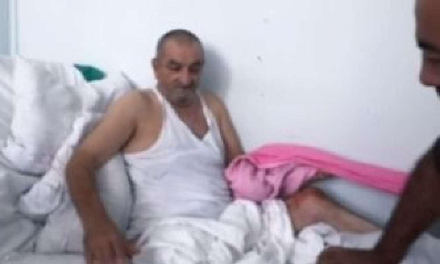 Aktyorun ayağının amputasiyası ilə bağlı Klinikadan açıqlama -  VİDEO