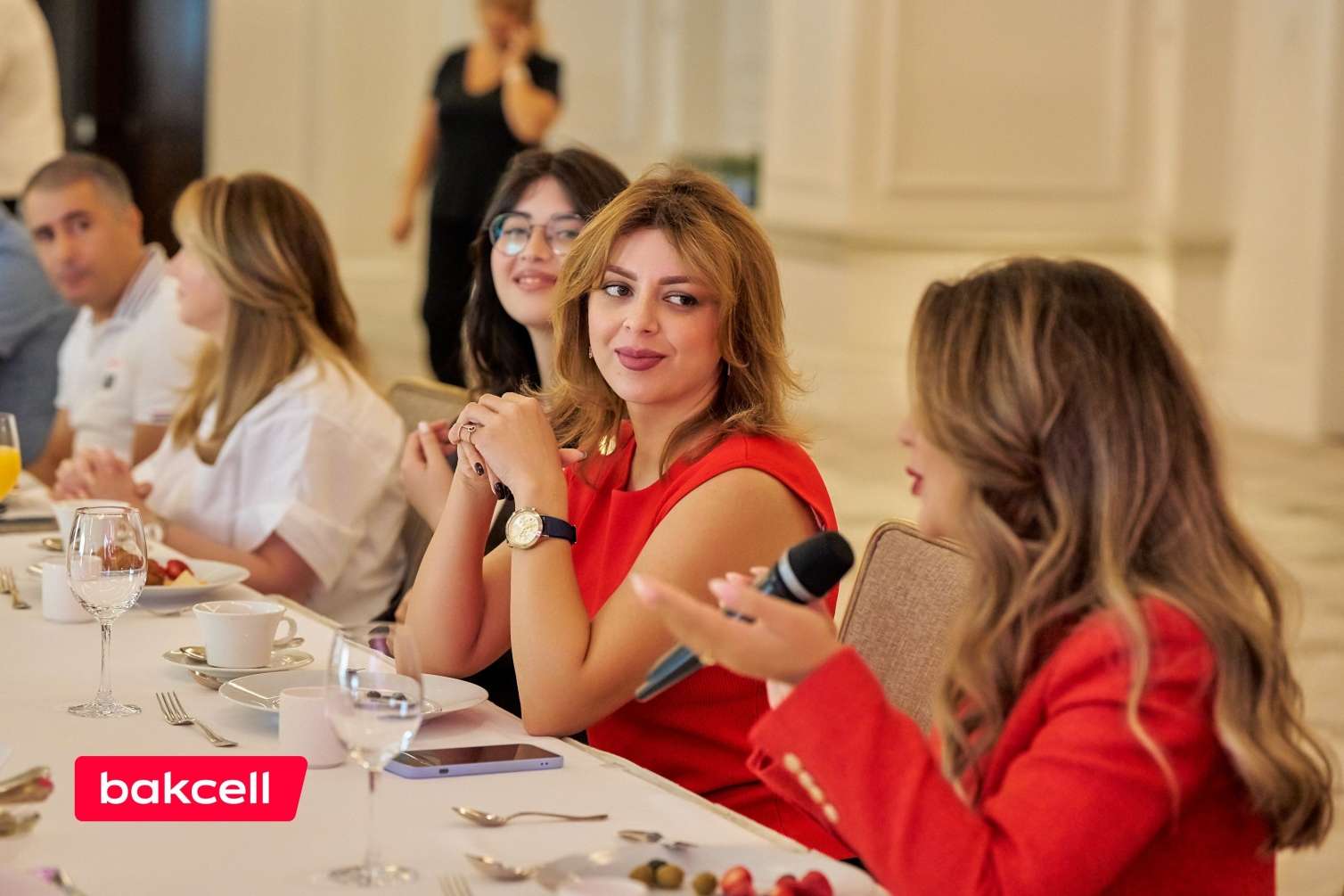 “Bakcell” və Bakı Şəhər Halqası Əməliyyat Şirkəti jurnalistlərlə görüşdü -  FOTO