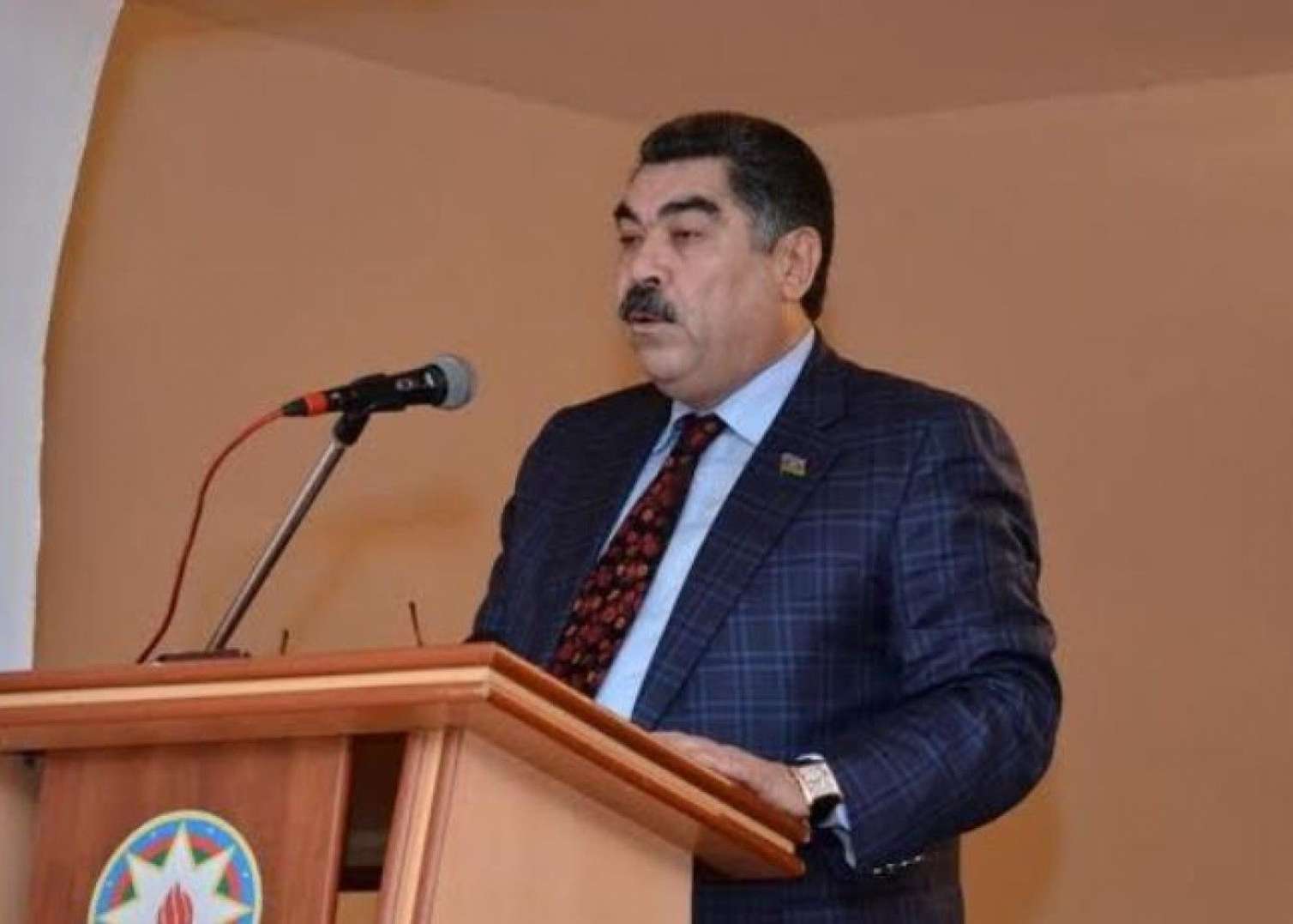 Hacıqabulun icra başçısı vəzifəsindən azad edildi - Yeni təyinat 