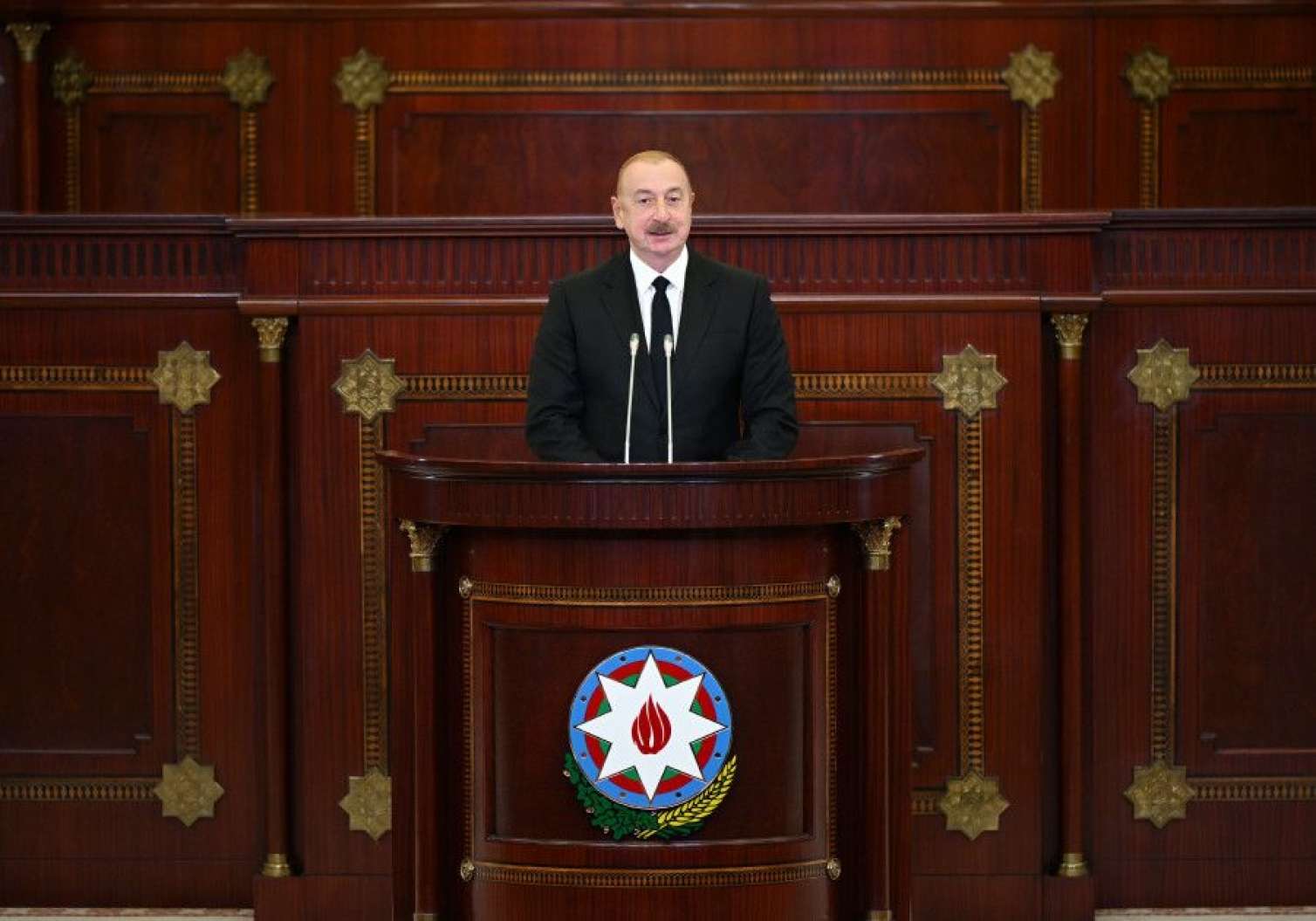 Prezident quru sərhədlərin bağlı qalmasından danışdı -  VİDEO