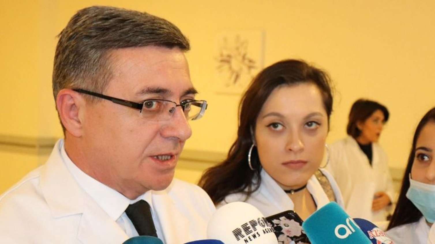 Bakı Baş Səhiyyə Mərkəzinin direktoruna cərimə yazıldı, narazı qaldı 