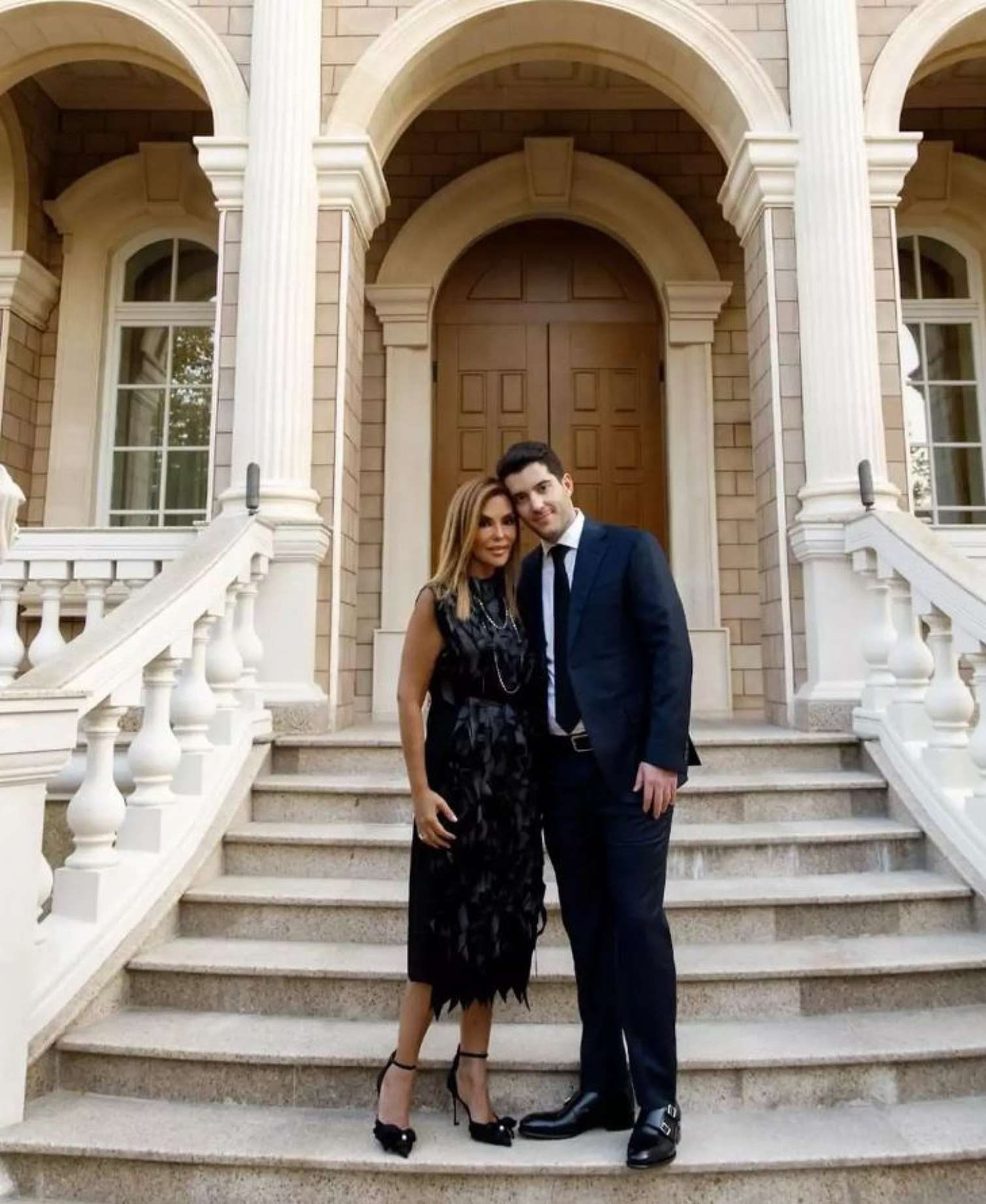 Türk biznesmenin oğlu azərbaycanlı xanımla evlənir -  FOTO