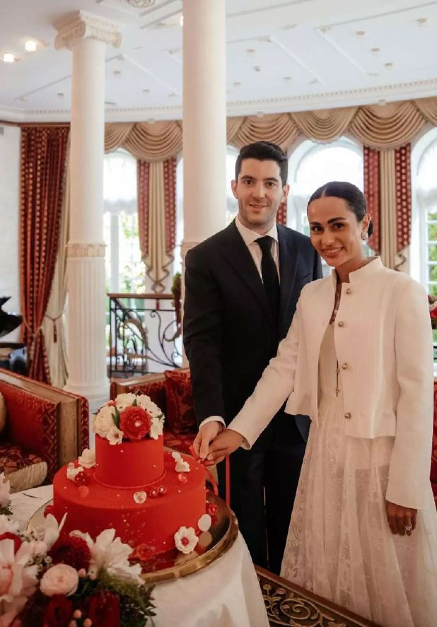 Türk biznesmenin oğlu azərbaycanlı xanımla evlənir -  FOTO