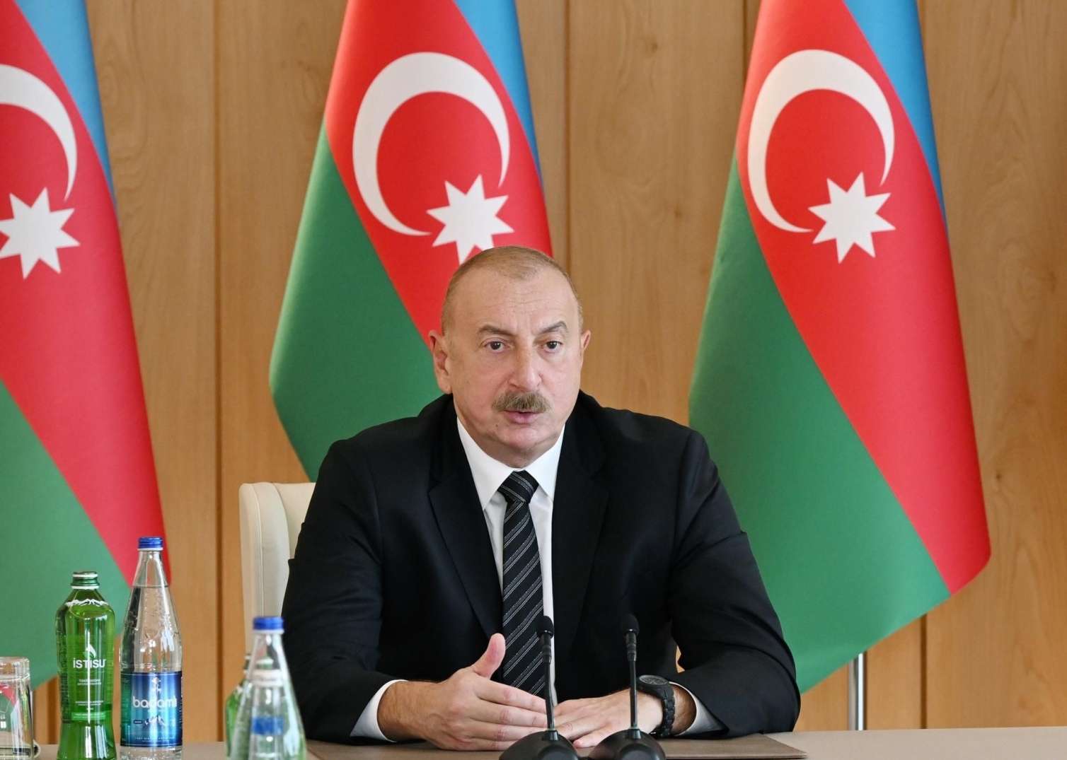 “İstəsək, bir gün ərzində bütün borcu sıfırlaya bilərik” - Prezident 
