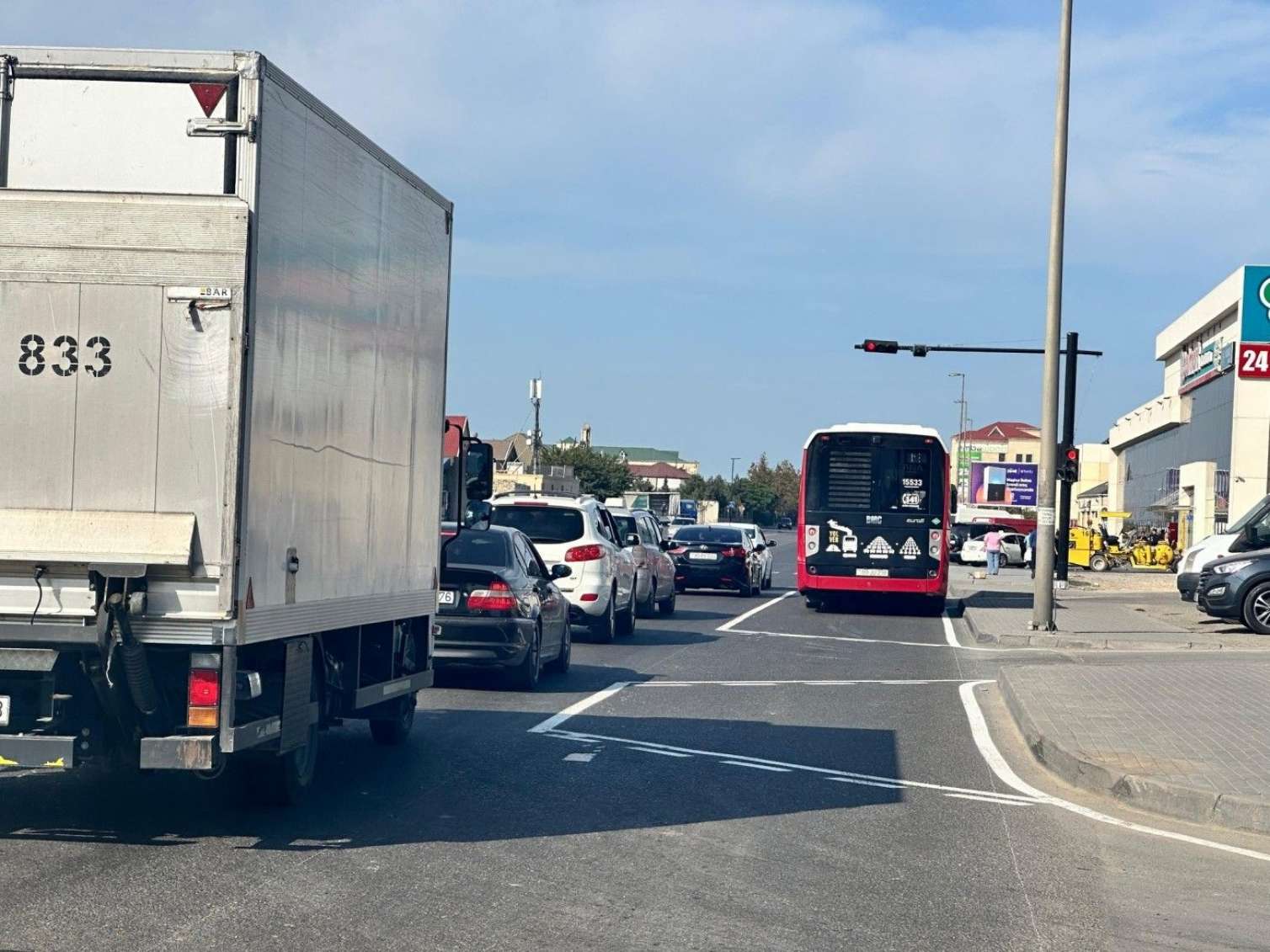Zabrat yoluna da avtobus zolağı çəkildi - FOTO 