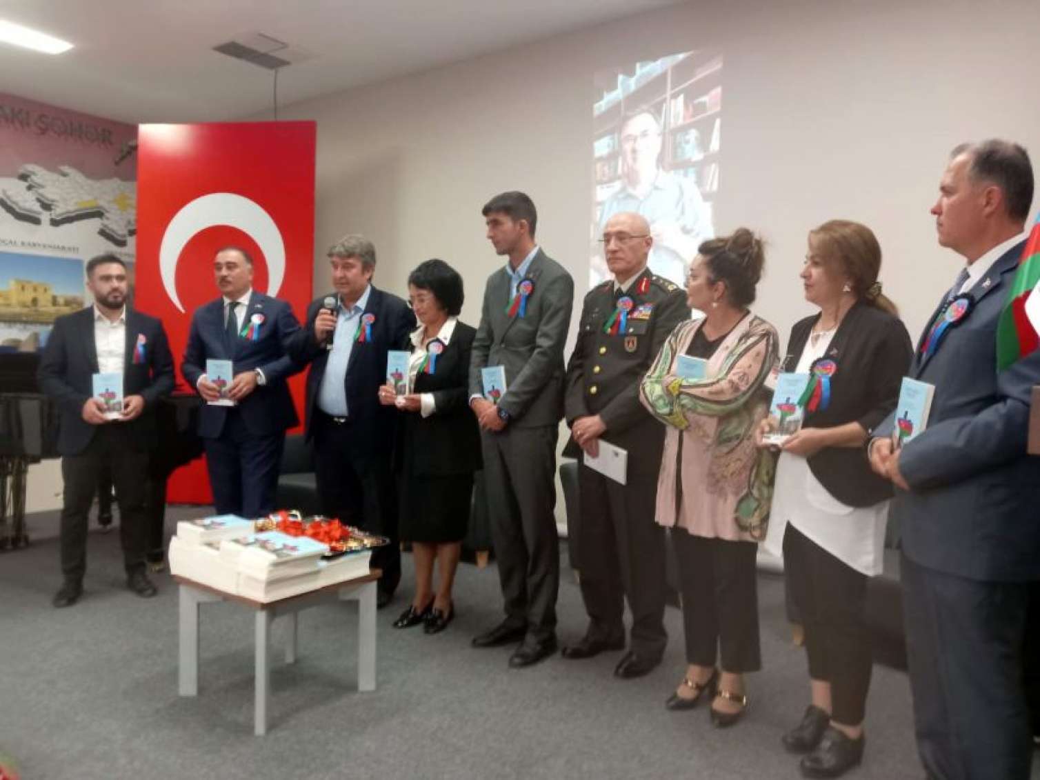 Ankarada “Zəfərlə ruhlanan şeirlər” kitabının təqdimatı oldu -  FOTO