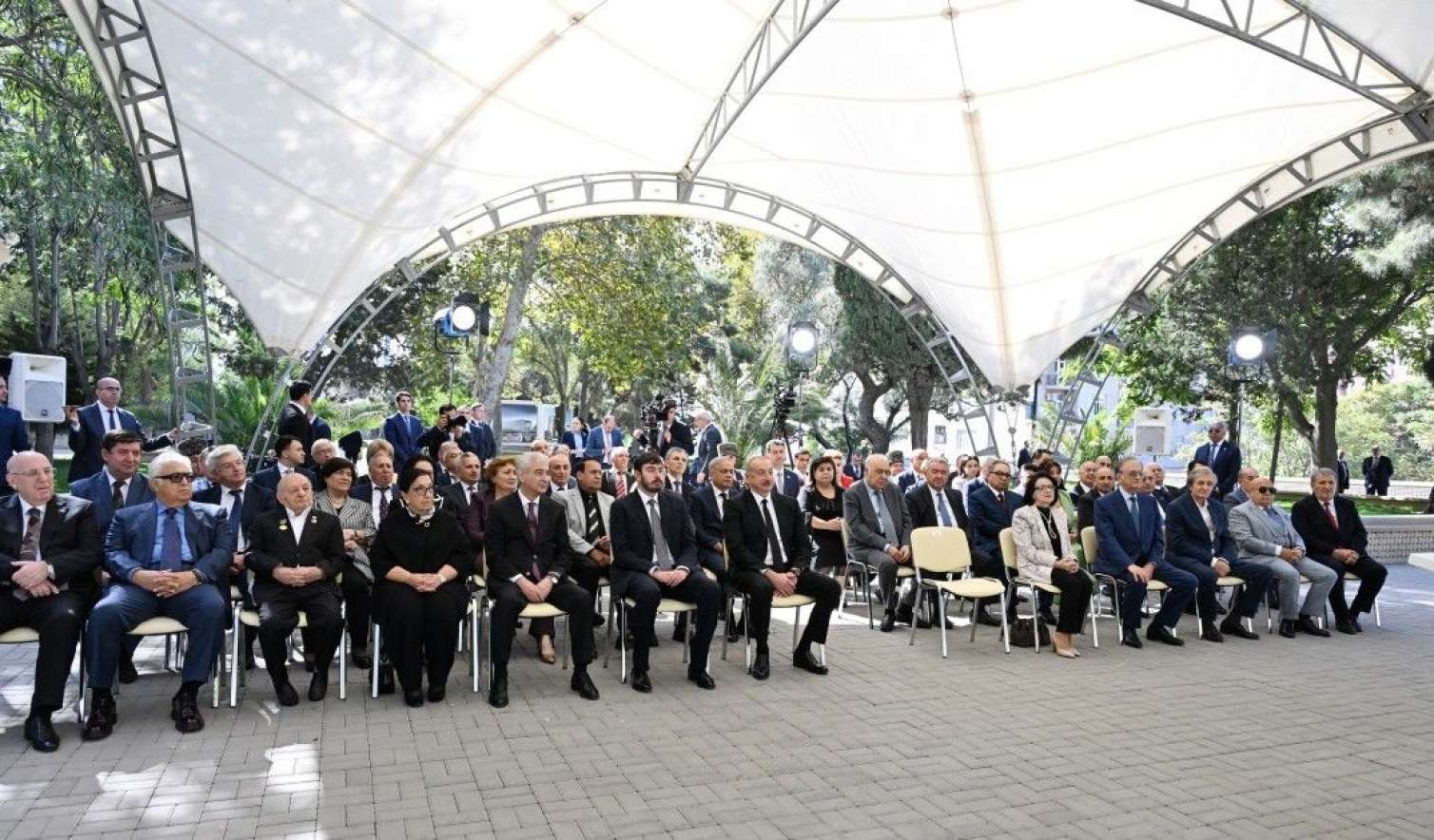 Prezident Aşıq Ələsgərin abidəsinin açılışında -  Yenilənib-FOTO