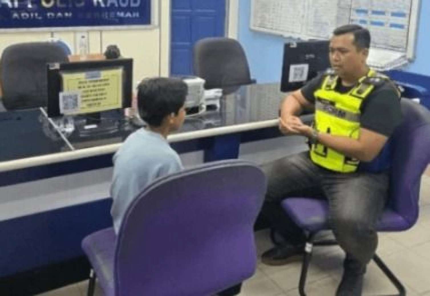 Yanacaqdoldurma stansiyasında uşaqlarını unudub getdilər 