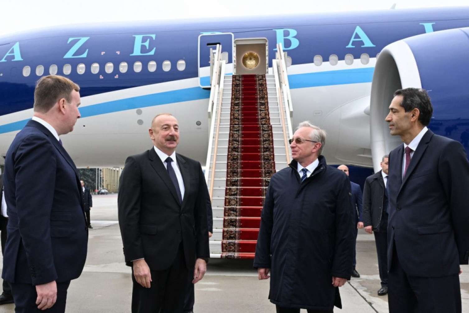 İlham Əliyev Rusiyaya getdi - FOTO 