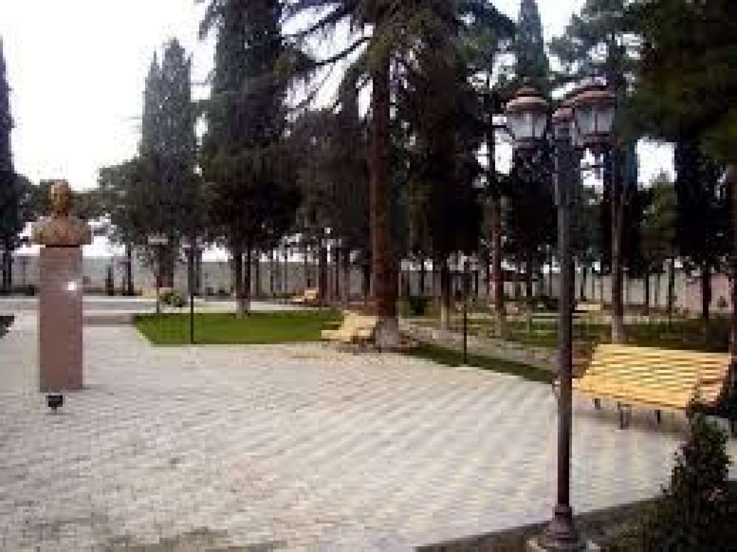Komitə: Xəqani parkındakı qanun pozuntusu aradan qaldırıldı 