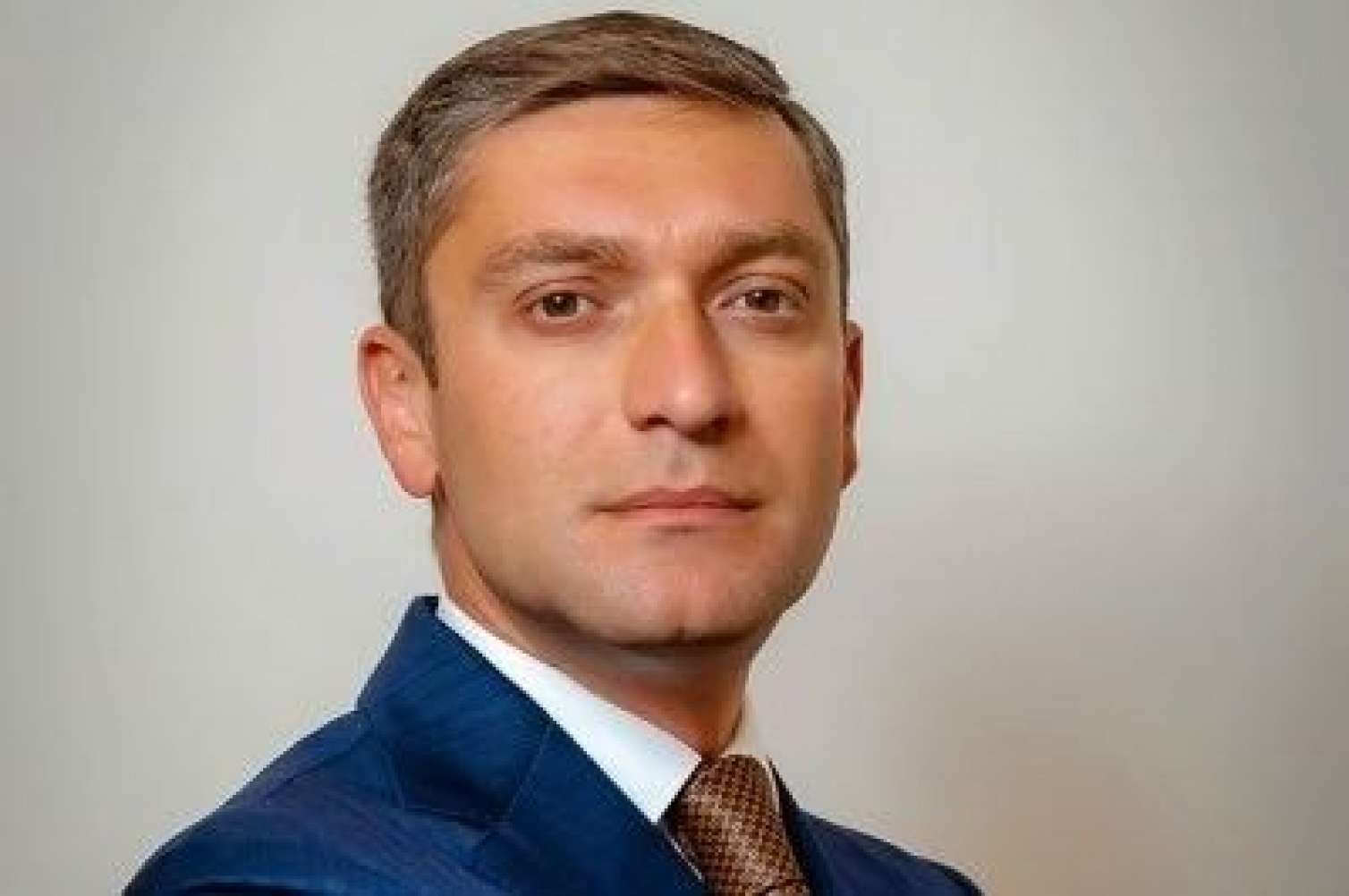 Səfirimizə qarşı  3 milyonluq korrupsiya ittihamı - Hicran Hüseynovanın kürəkənidir  
