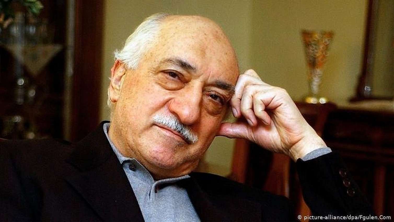 Yüz minlərlə insanın beynini zəhərləyən lotu...  