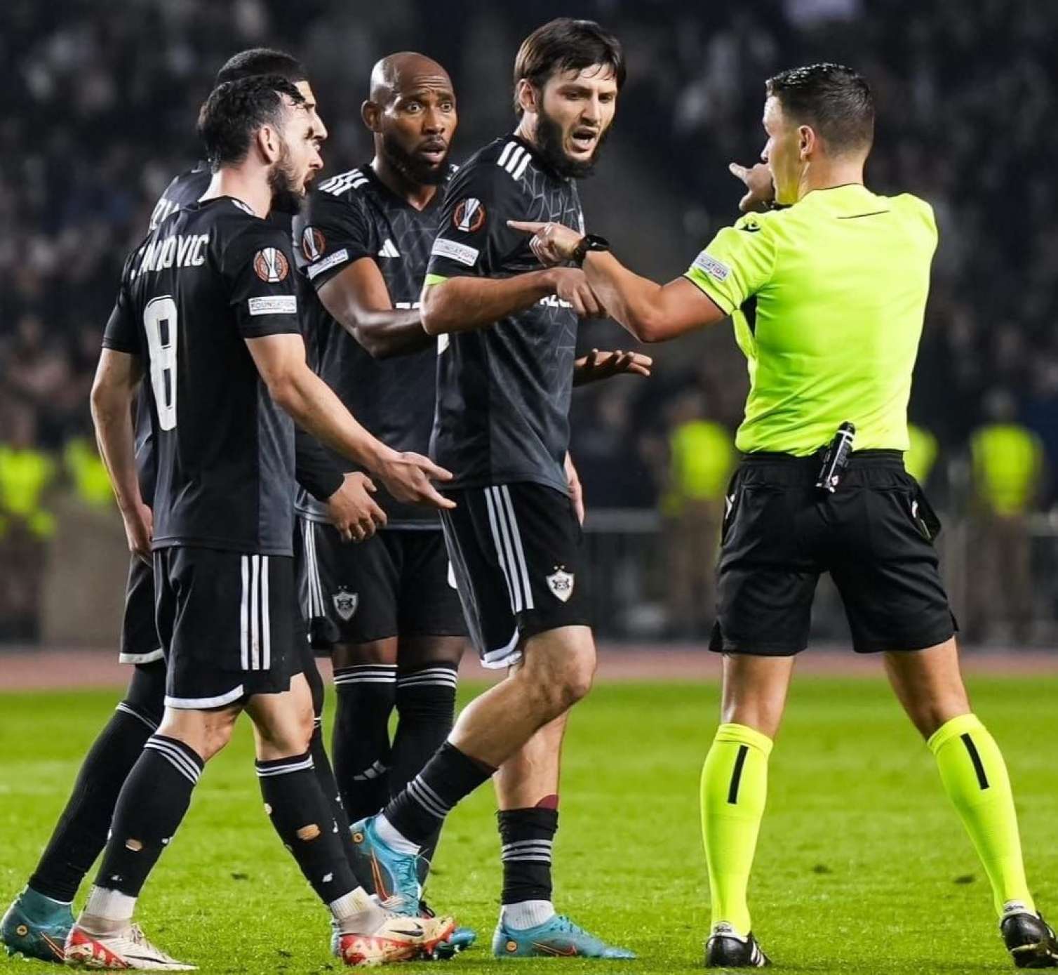 "Qarabağ" - "Ayaks"a məğlub oldu 