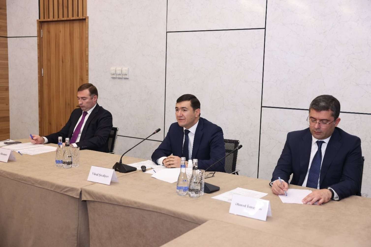 Media qurumları ilə biznes mühiti müzakirə olundu - FOTO 