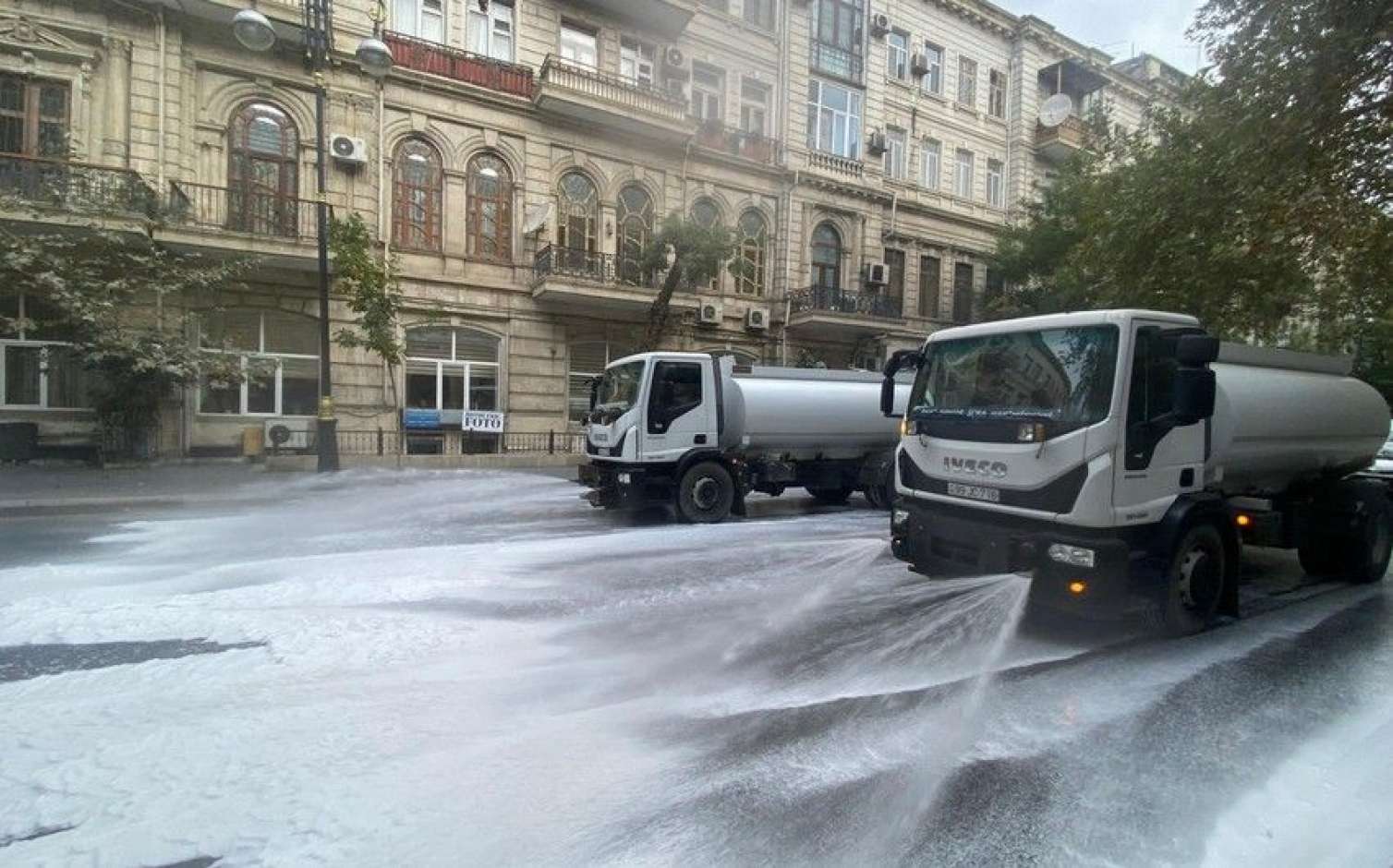 Bakının 496 küçəsi yuyuldu - FOTO  