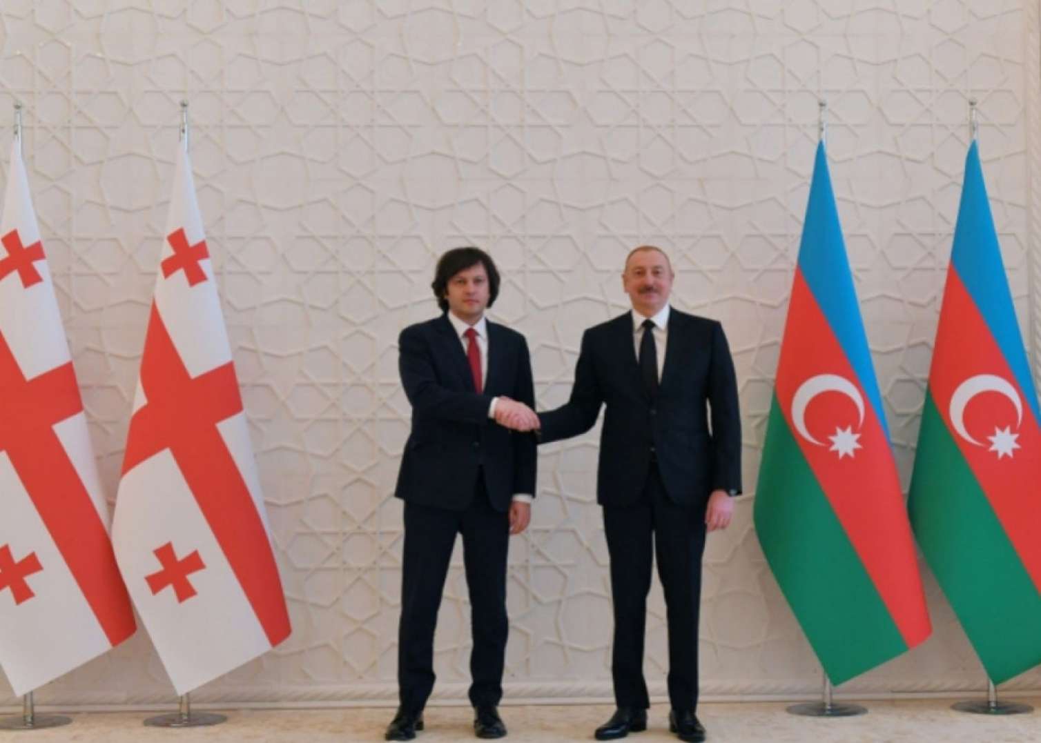 İlham Əliyev Gürcüstanın Baş nazirini təbrik etdi 