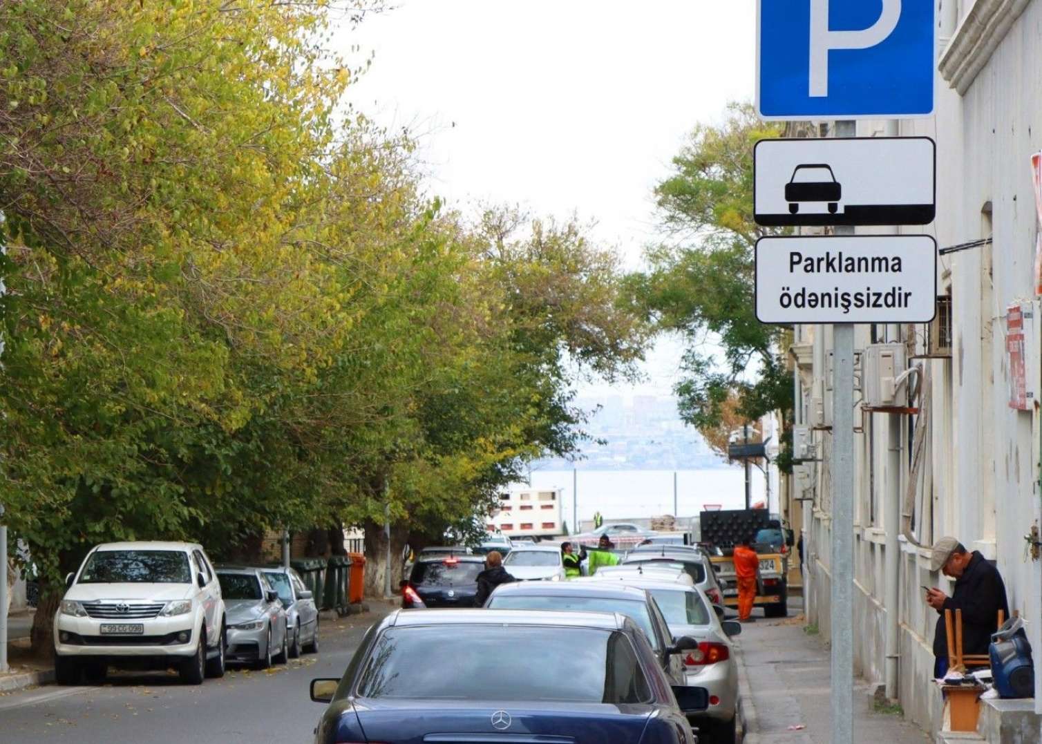 Ödənişsiz parkinq yerləri yaradıldı -  Sürücülərin nəzərinə