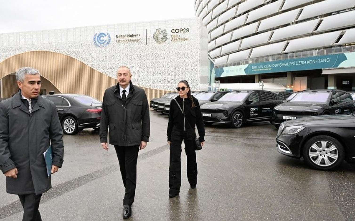İlham Əliyev Bakı Olimpiya Stadionunun ərazisində yaradılan şəraitlə tanış oldu 