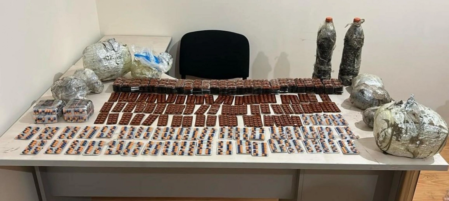 Xızıda polis külli miqdarda narkotik vasitə və psixotrop maddə aşkarladı 