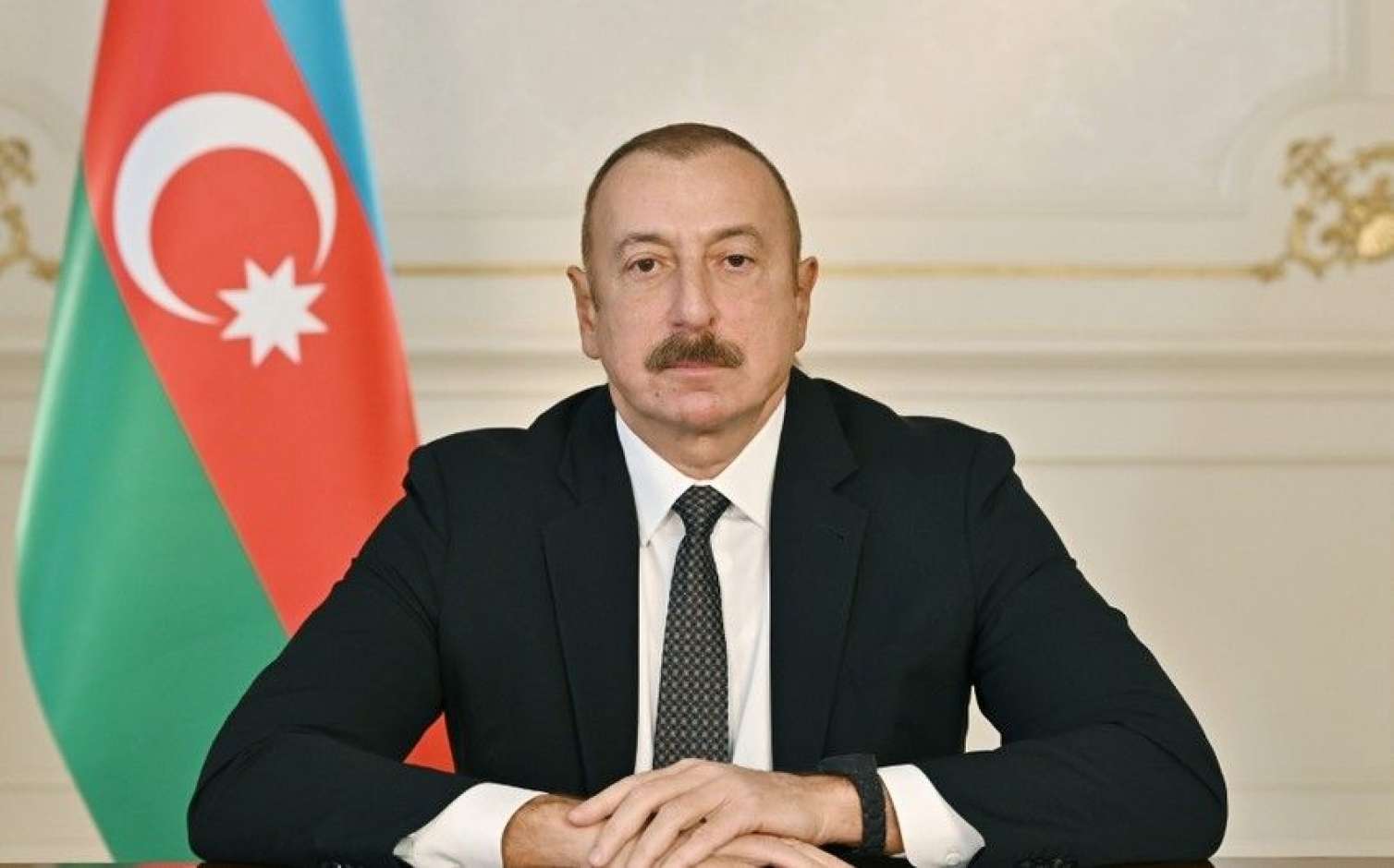 Şavkat Mirziyoyev İlham Əliyevi təbrik etdi 