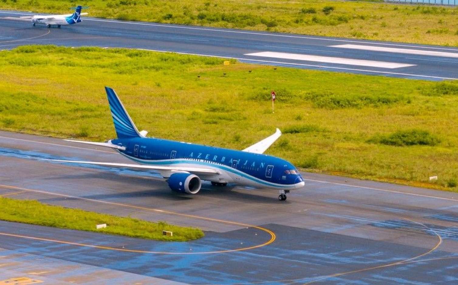 AZAL Bakıdan Maldiv adalarına ilk uçuşunu həyata keçirdi - FOTO 