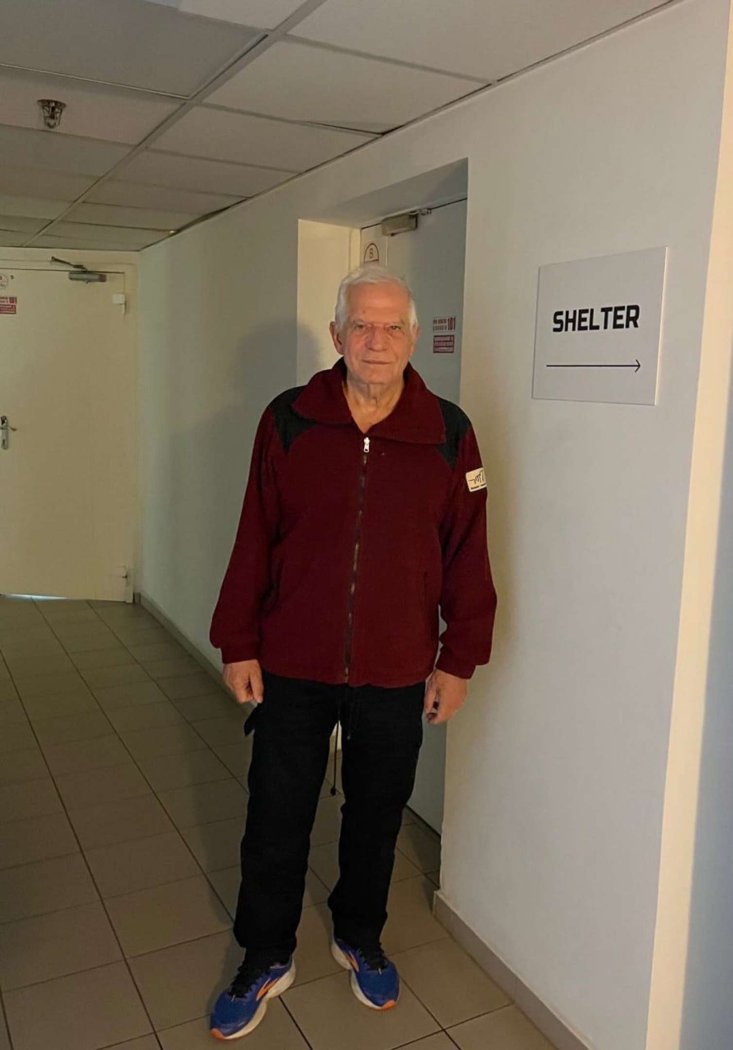 Ruslar  raket atdı: Borrel sığınacağa qaçdı - FOTO 