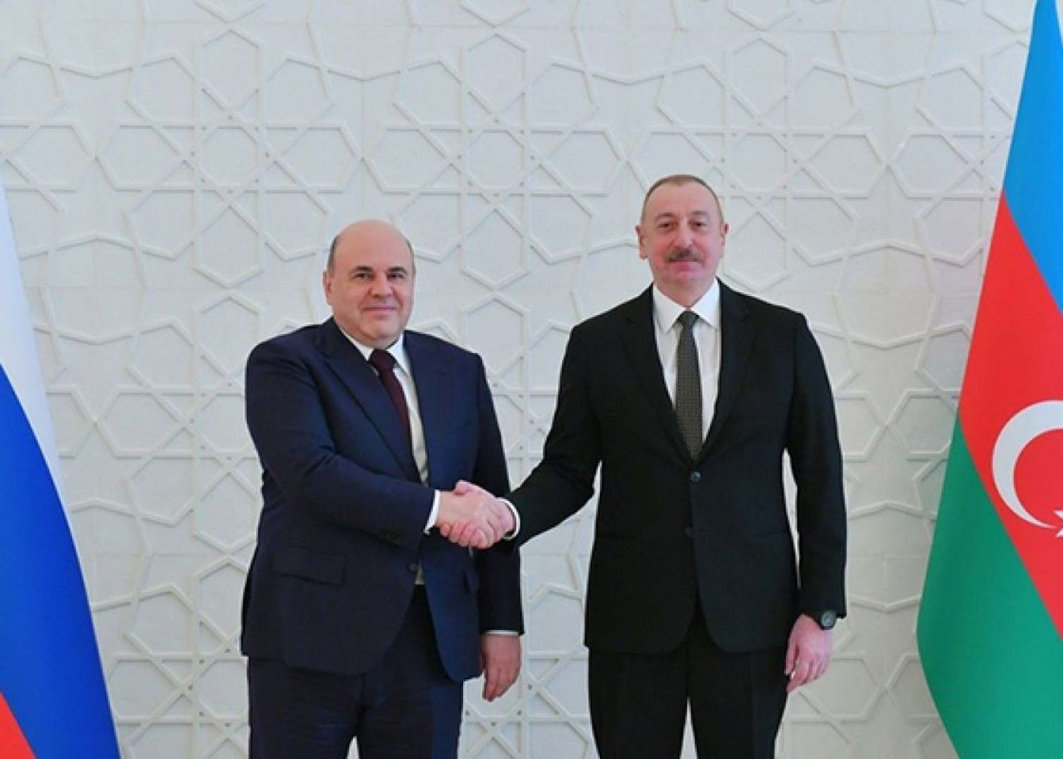Prezident bir sıra görüşlər keçirib - FOTO 