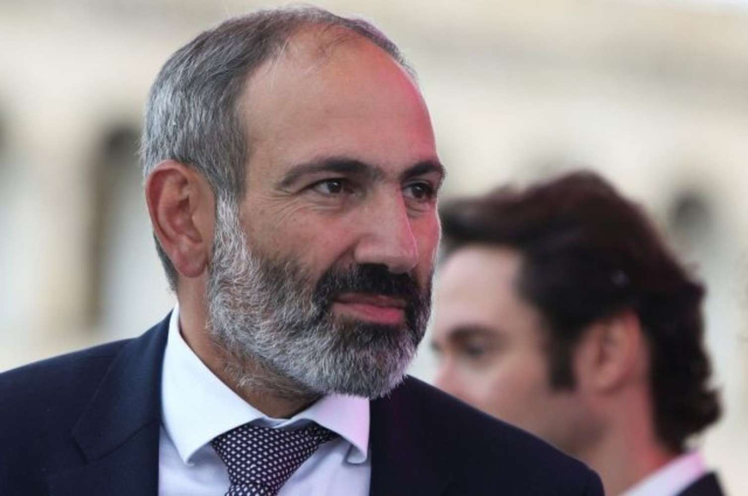  Paşinyan: "Mən bunu niyə etdim?" 