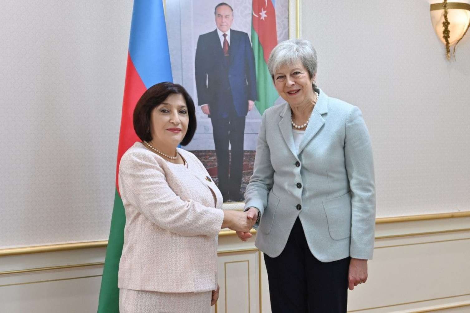 Sahibə Qafarova Tereza Mey ilə görüşdü 