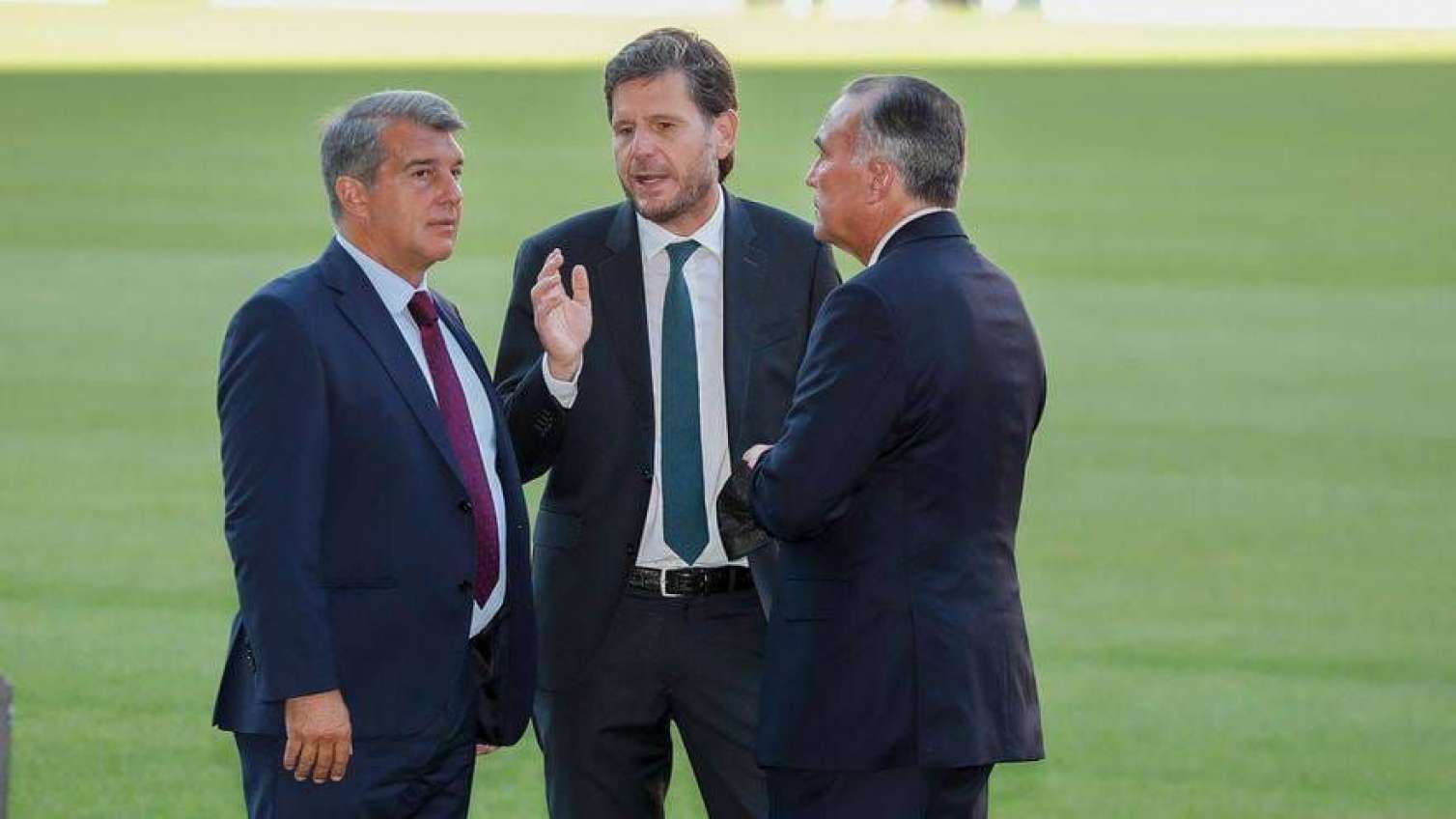 "Barcelona" bu mövqelərini gücləndirmək üçün hərəkətə keçir 