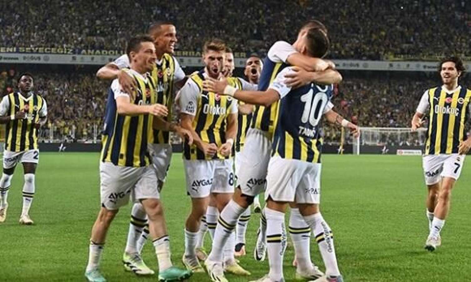 "Fənərbağça" "Zenit"i məğlub etdi 