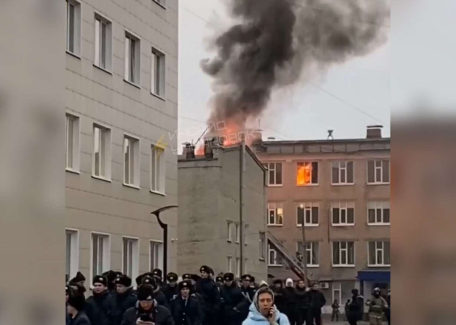Rusiya  Mülki Aviasiya İnstitutunun binasında yanğın başladı 