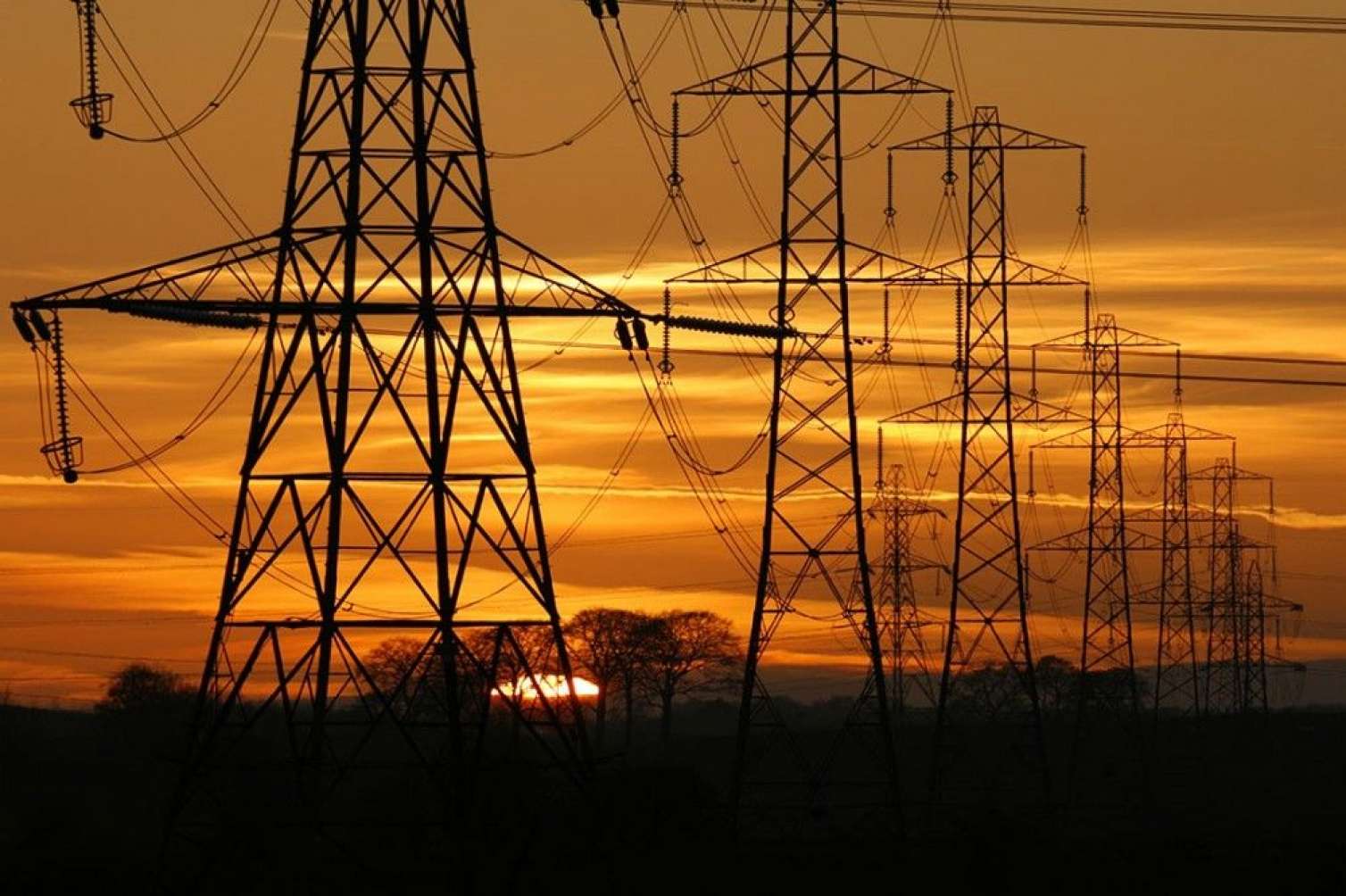 Azərbaycanın enerji ixracı niyə azalıb? - Açıqlama 
