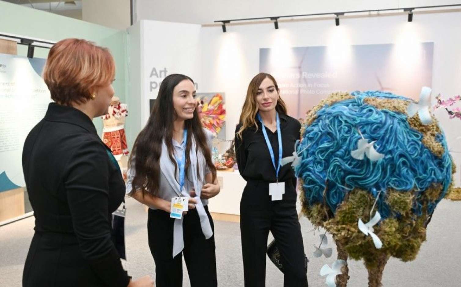 Leyla və Arzu Əliyevalar COP29-da sərgi ilə tanış oldu - FOTO 
