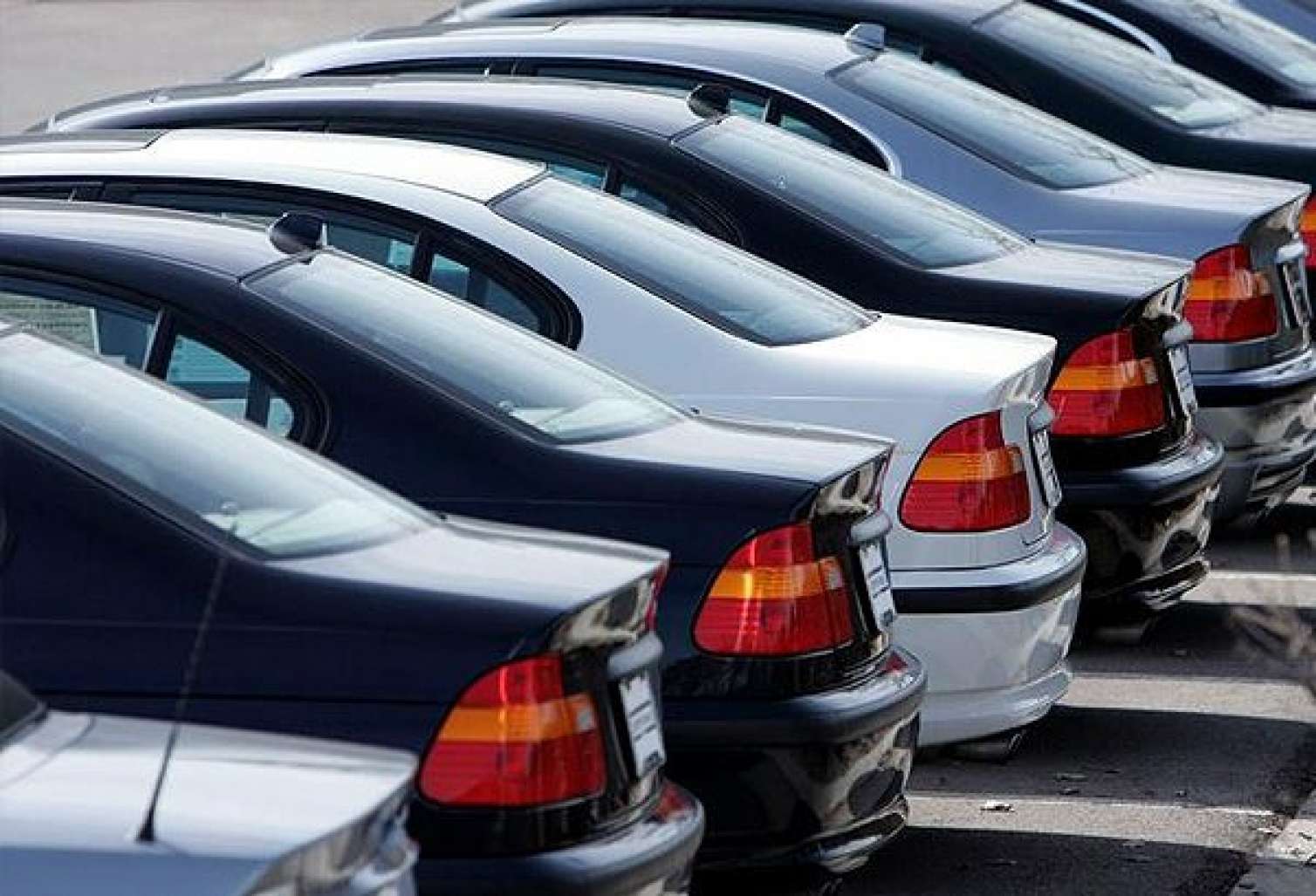 Azərbaycana idxal olunan maşınların sayı açıqlandı 
