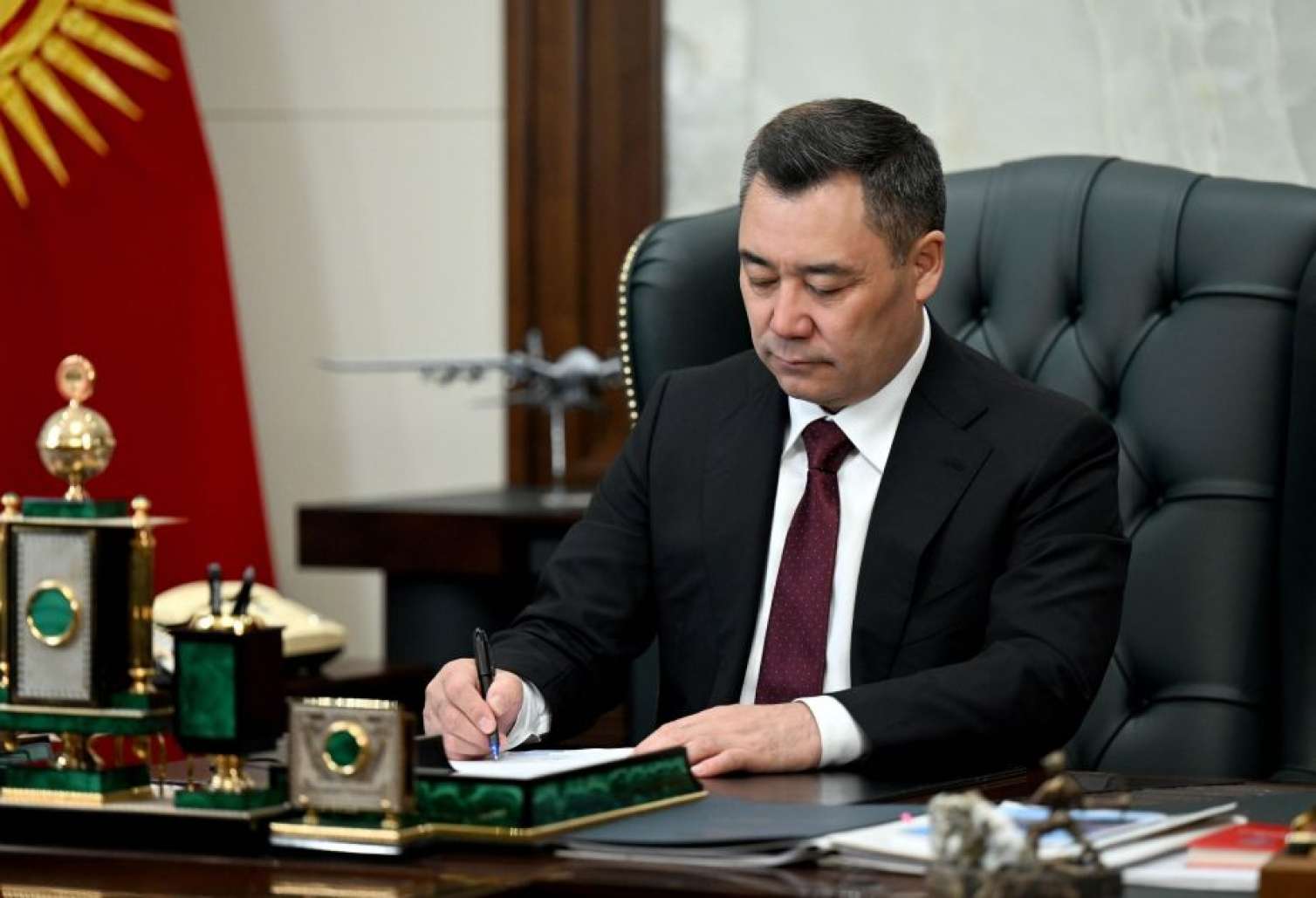 Sadır Japarov iki ölkə arasındakı vacib sənədi İMZALADI 